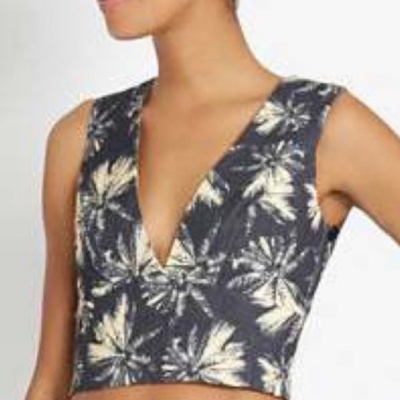 L'agence x Intermix palm tree print  top - Picture 1 of 7